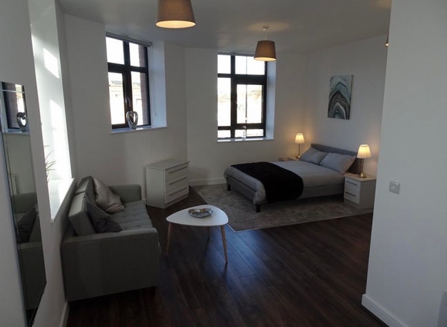 Spacious Corner Studio in Digbeth Main Photo