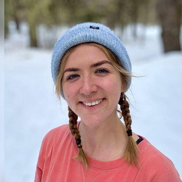 Female 32, teacher trainee, double room wanted Main Photo