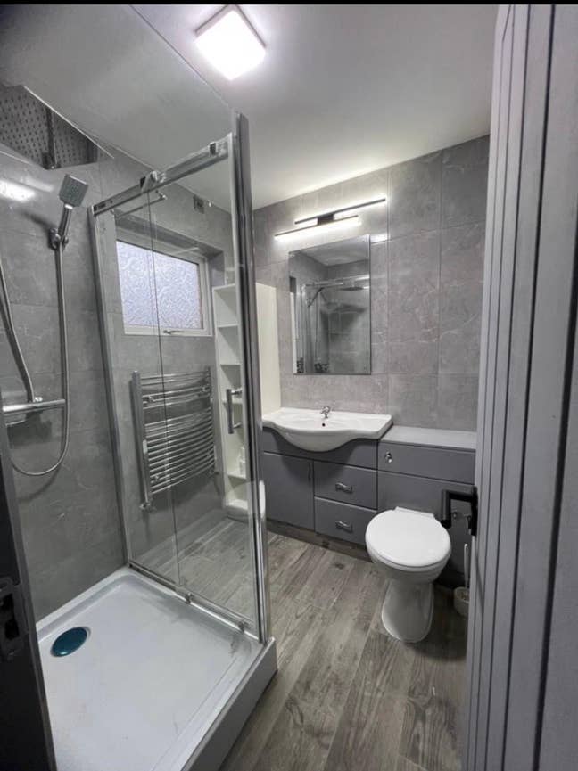 Modern 1 Bedroom flat Main Photo