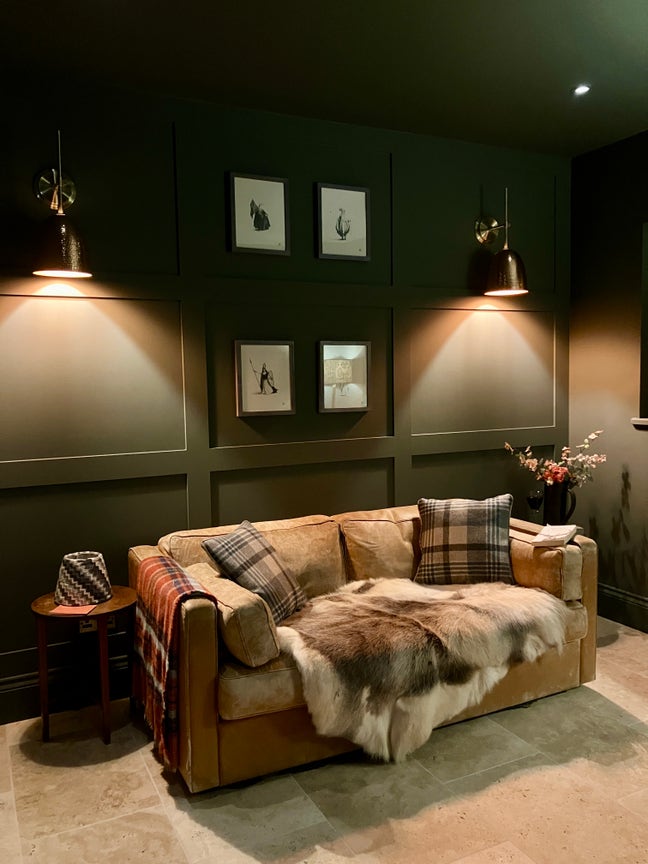 Lovely loft room available in a 2-bedroom cottage  Main Photo