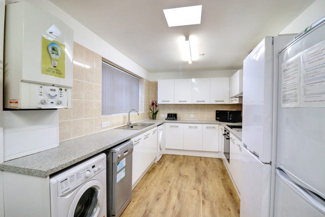 Looking for a perfectly located home near the hear Main Photo