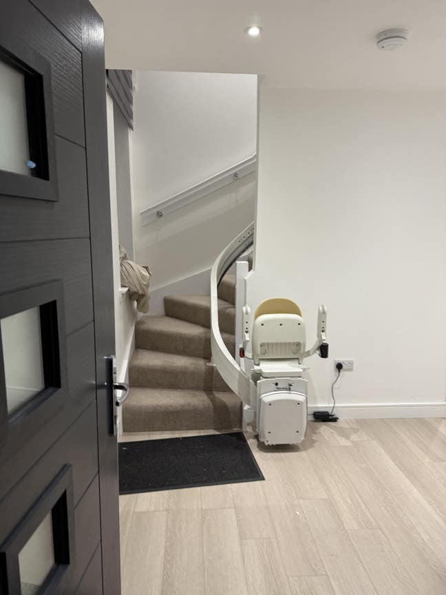 3 bedroom semidetached house for Rent Main Photo