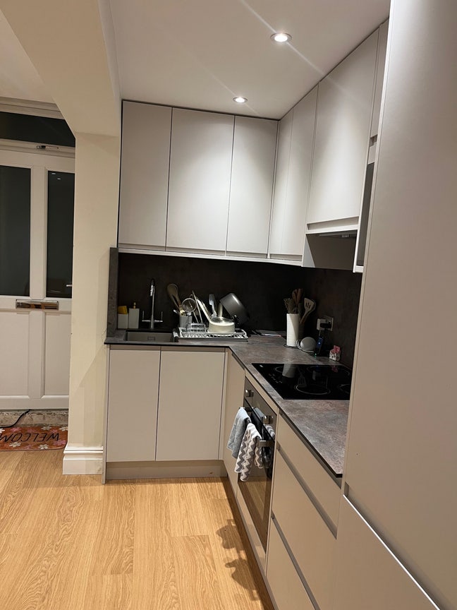 Double Room Available  Main Photo