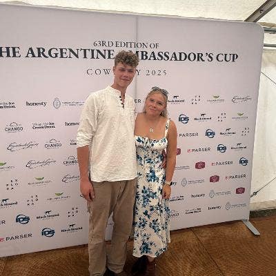 Professional Male seeks a double room Main Photo