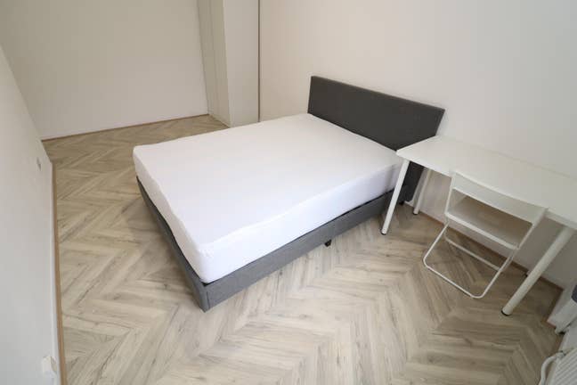 2 Rooms- Caledonian Road Room Available!! Main Photo