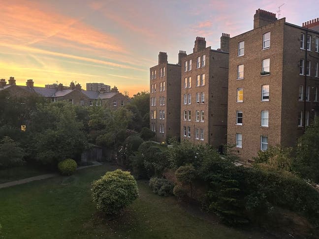 Single Cosy Bright Room - Maida Vale Main Photo