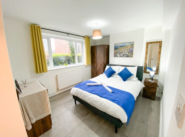 Double Flat – All Bills Included, No Deposit Main Photo