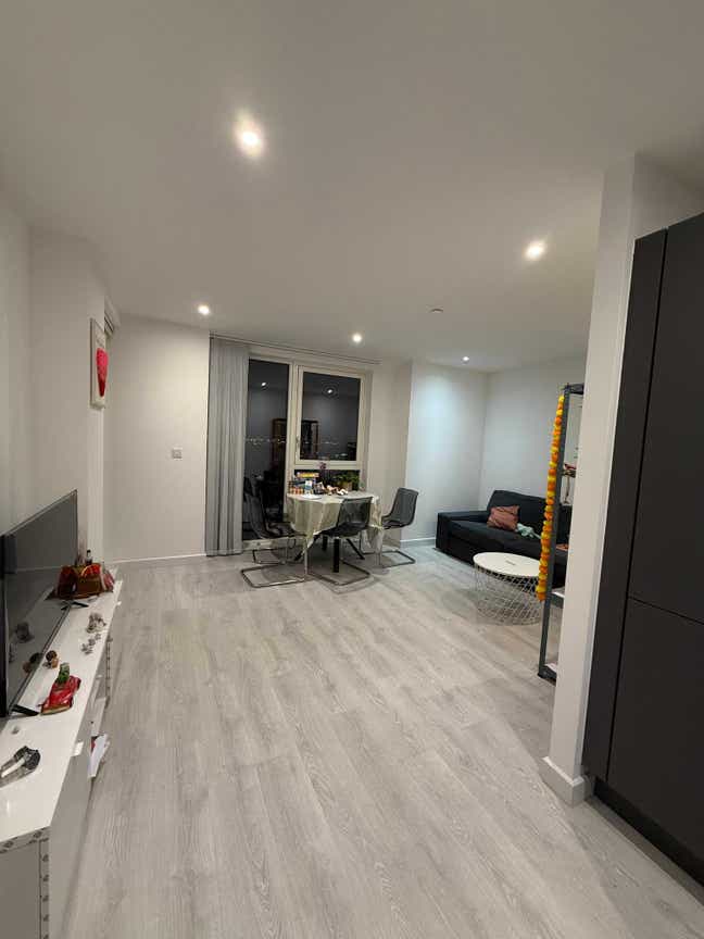 Hounslow Flat Sublet January Short Stay Main Photo