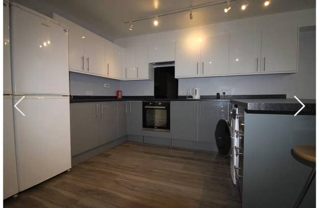 City Centre Room Available – 6-Month Let Main Photo