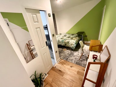 Modern En-Suite, Garden, Gym, Bills Incl & Meals Main Photo