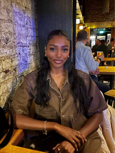 Looking for a double room/flatmate  Main Photo