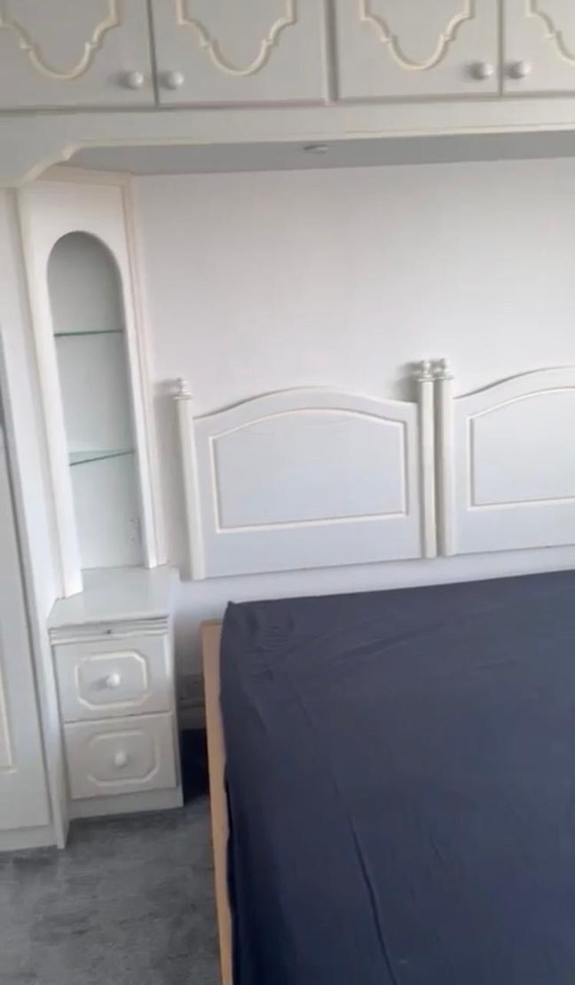Spacious Double Room in 2 Bed Flat Main Photo