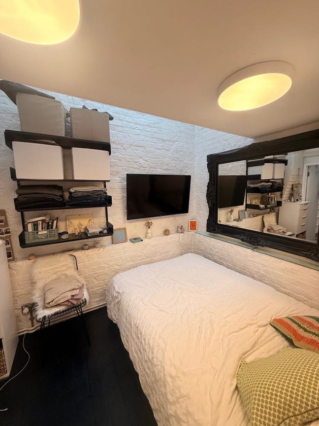 Double bed room with bathroom en-suite Main Photo