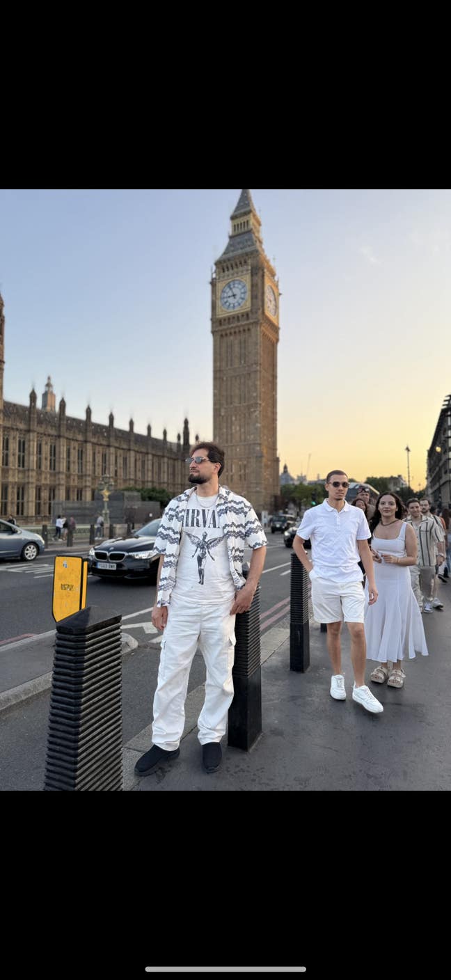 32 year old Male seeks a single or double room Main Photo