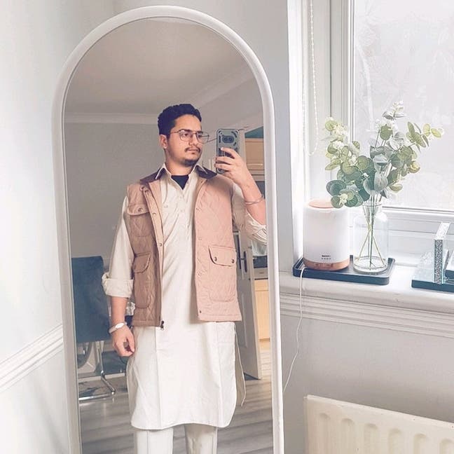 Student Male seeks a single or double room Main Photo