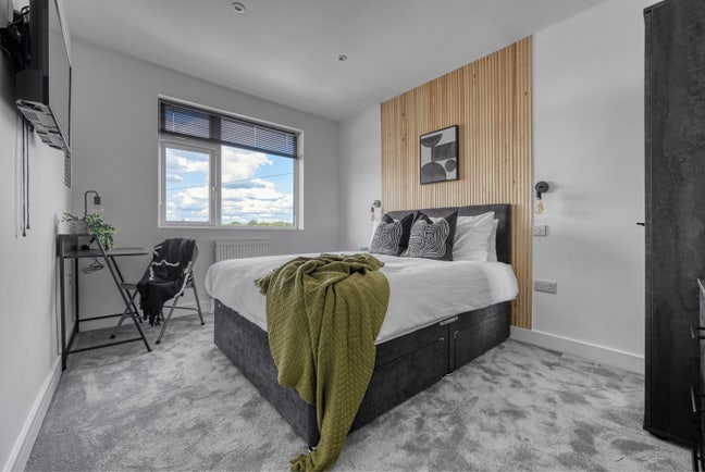  2 rooms in co-living Hilsea free parking Main Photo