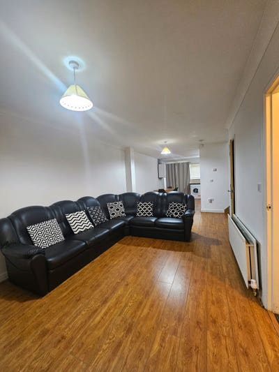 Double room En-sute with large living Hulme  Main Photo