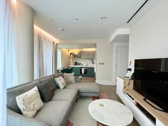 🤩 2 bed flat near north greenwich 🤩 Main Photo