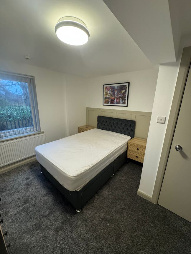 Fully Furnished Room in Halton, Runcorn Main Photo