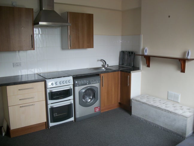 One Bedroom Flat to Let Main Photo