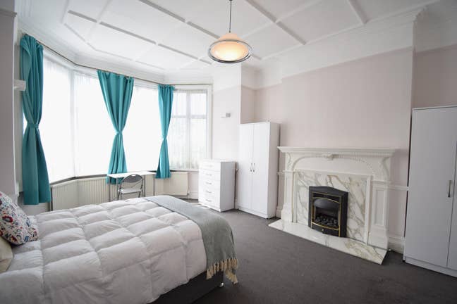 Large Spacious Double Room in Willesden Green Main Photo