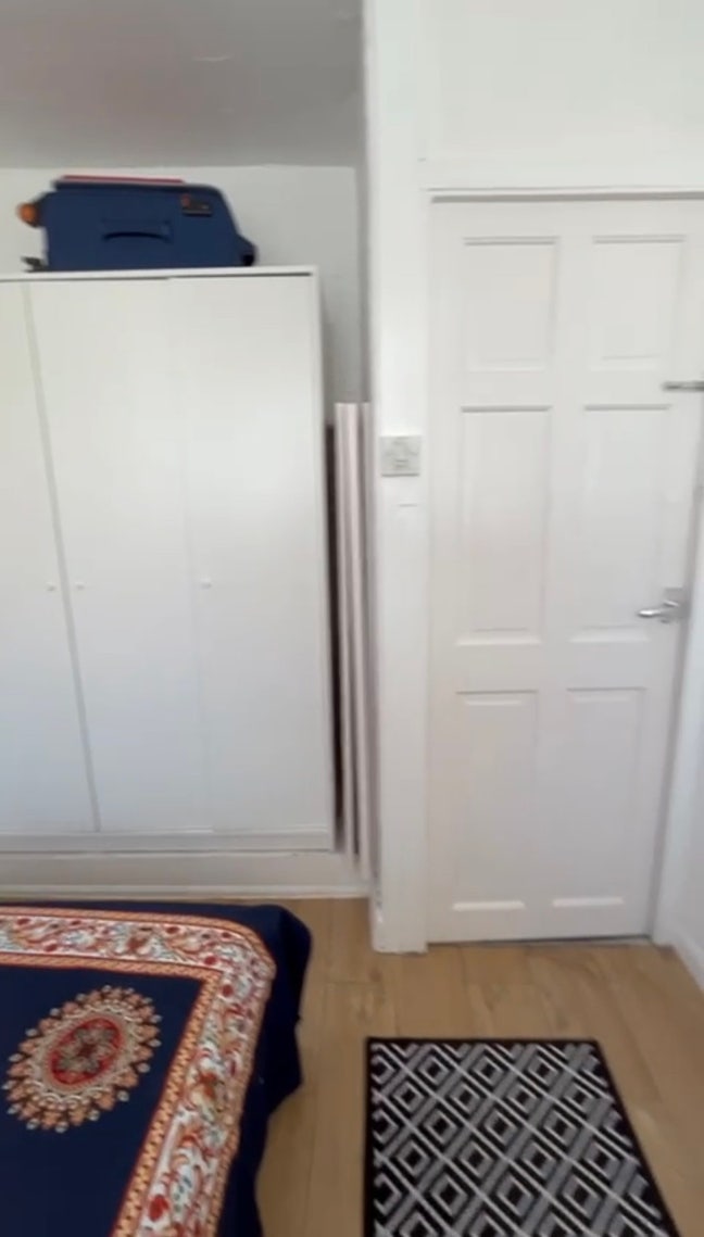 One double room to rent Main Photo