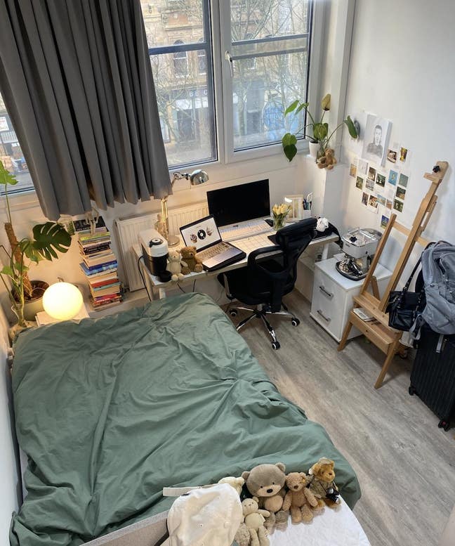 En-suite Room Opposite Train Station-8 min to City Main Photo