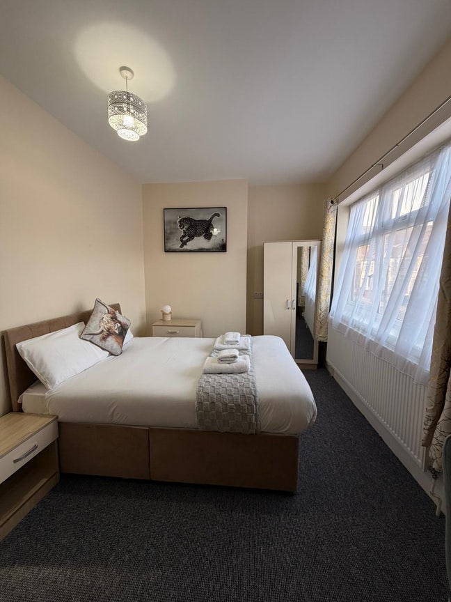 🤩Magnificent Double En-suites!🤩 Main Photo