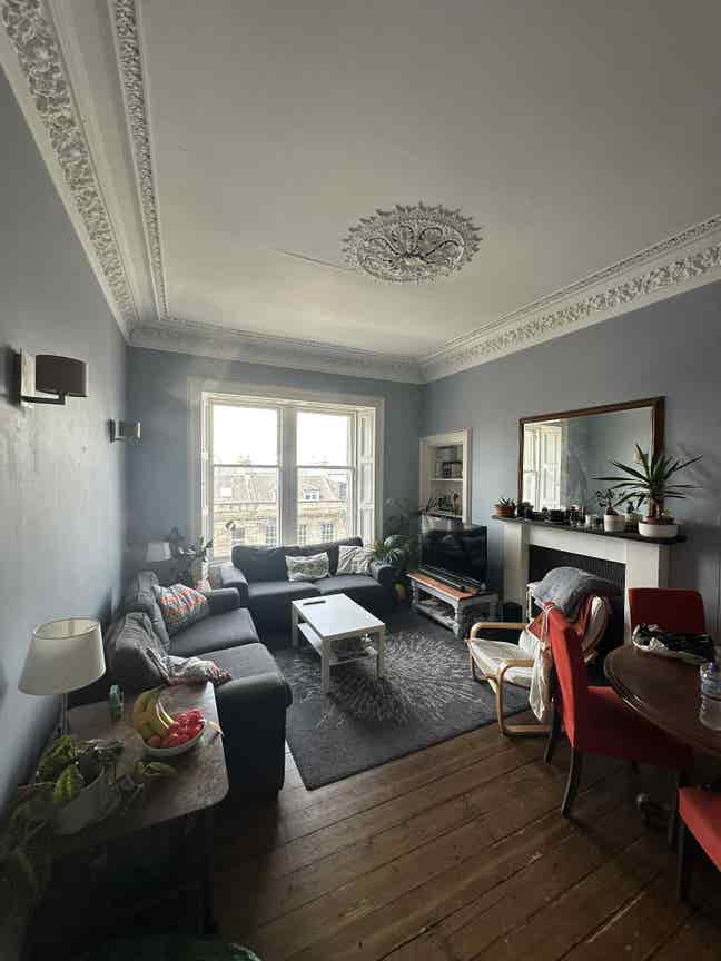 New Town Flat - Large Room for Let 31Jan2026 Main Photo