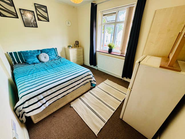 🏠 Double Room (Single Use) in West Acton – Zone 3 Main Photo