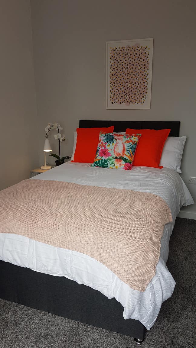 ✨ Stylish En-Suite Room in House Share (ST4) 🛏️ Main Photo