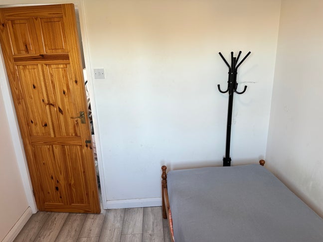 Single bedroom  Main Photo