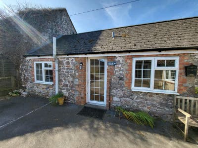 1.5-Bed Serviced Suite Main Photo
