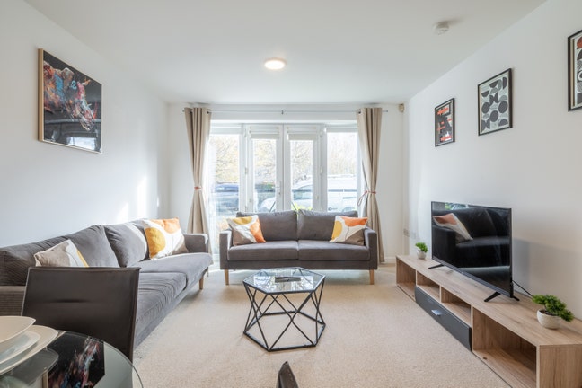 Spacious 2BDR 2BAT apartment - Science Park - pets Main Photo