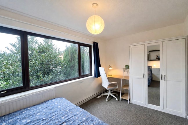 Beautiful room in the heart of Dalston Main Photo