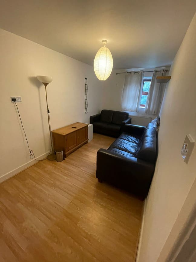 Sublet Available – Hyde Park, Leeds (LS3 1Hn) Main Photo