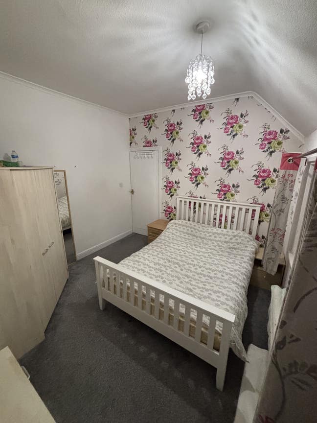 Double bedroom Main Photo