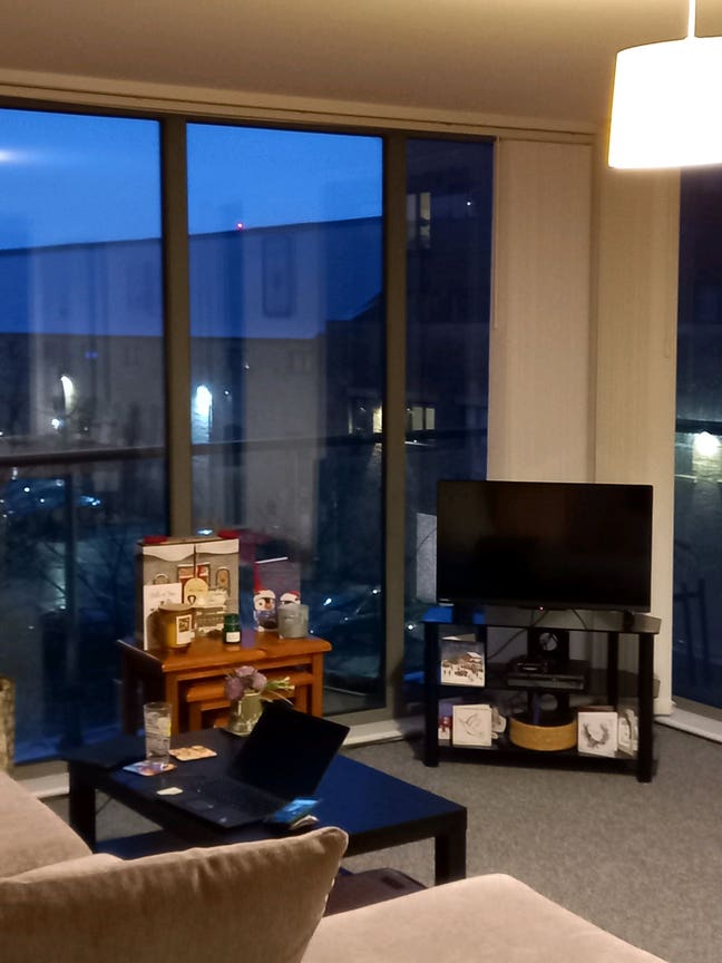 Excellent 2 bed, 2 bathroom flat Main Photo