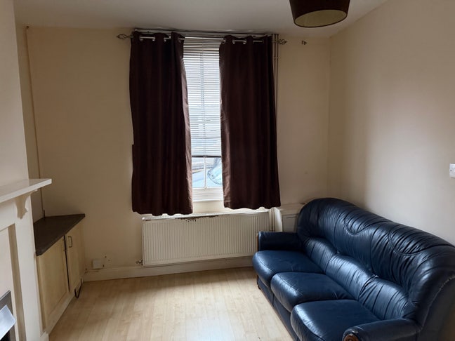 Room for Rent nn1 Main Photo