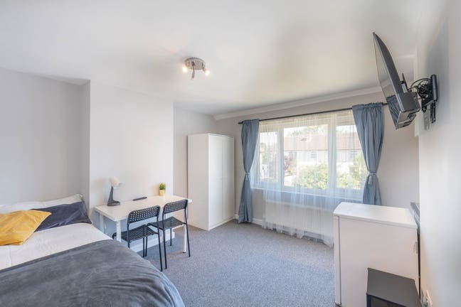  65STS5 - Studio Room Cherry Hinton Main Photo