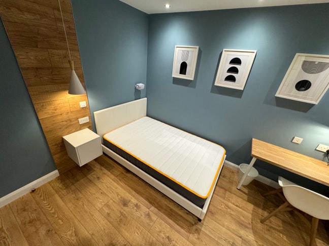 Top Class Double Bedroom  Main Photo