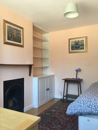 Short stay &pound;210 per week  Main Photo