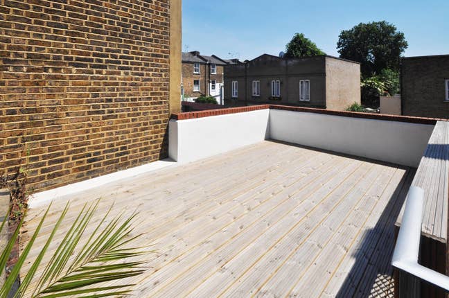A beautfiul 2 bedroom flat with a terrace in NW5 Main Photo