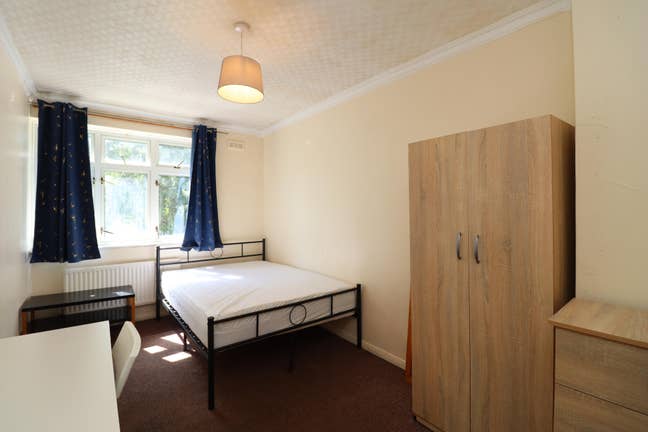 5 Min Walk from Dlr- 2 Rooms in Westferry- E14!!! Main Photo