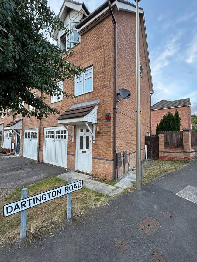 Shared Rooms at Malvern crescent WN34QA Ince Wigan Main Photo