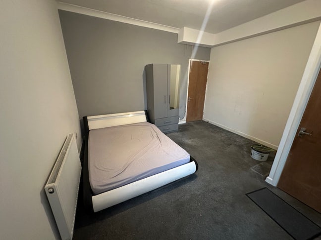 Studio Flat Non Sharing All Bills Included  Main Photo