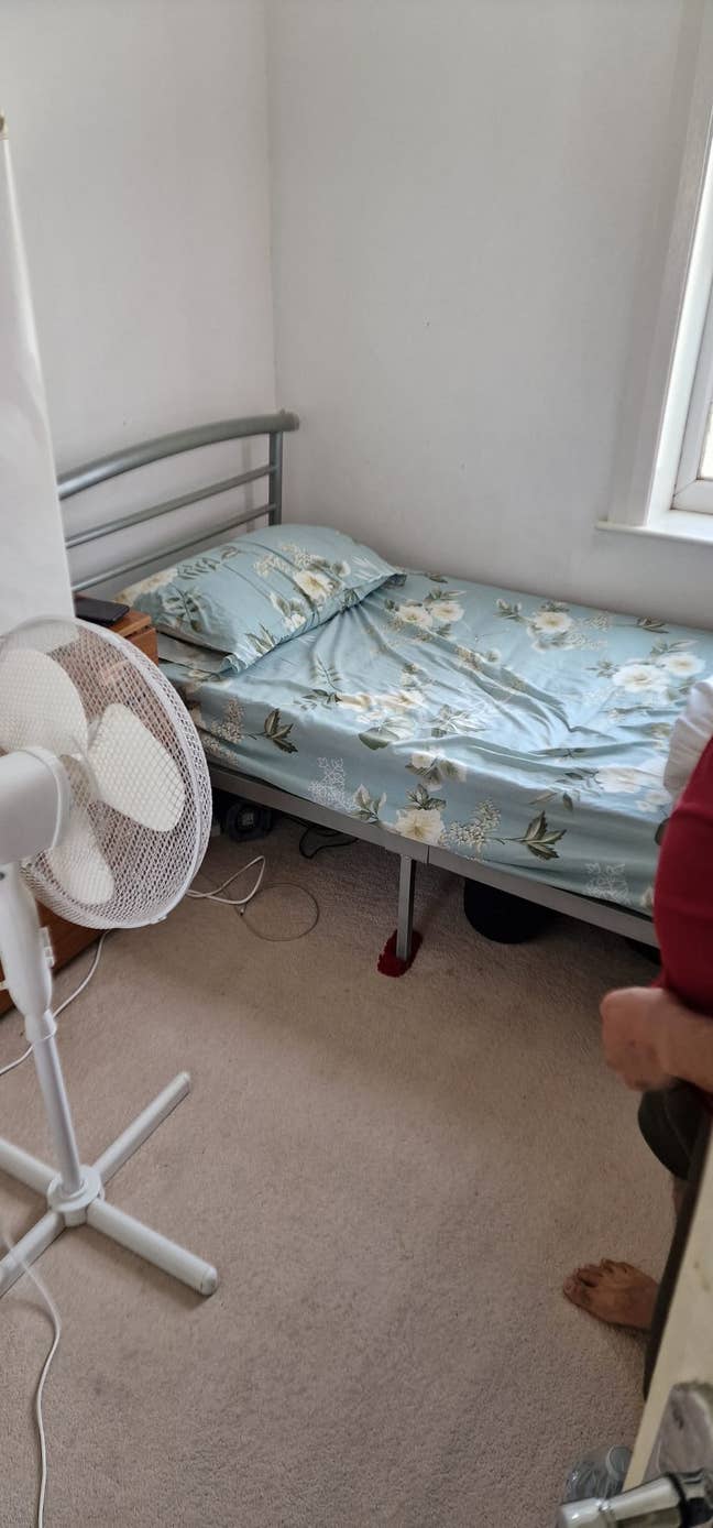 Spacious Single Room available for Rent in E6 3BH Main Photo