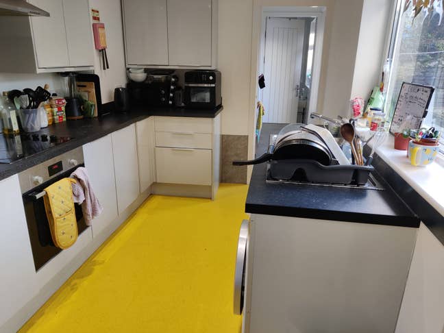 2 Double bedrooms to Rent Main Photo