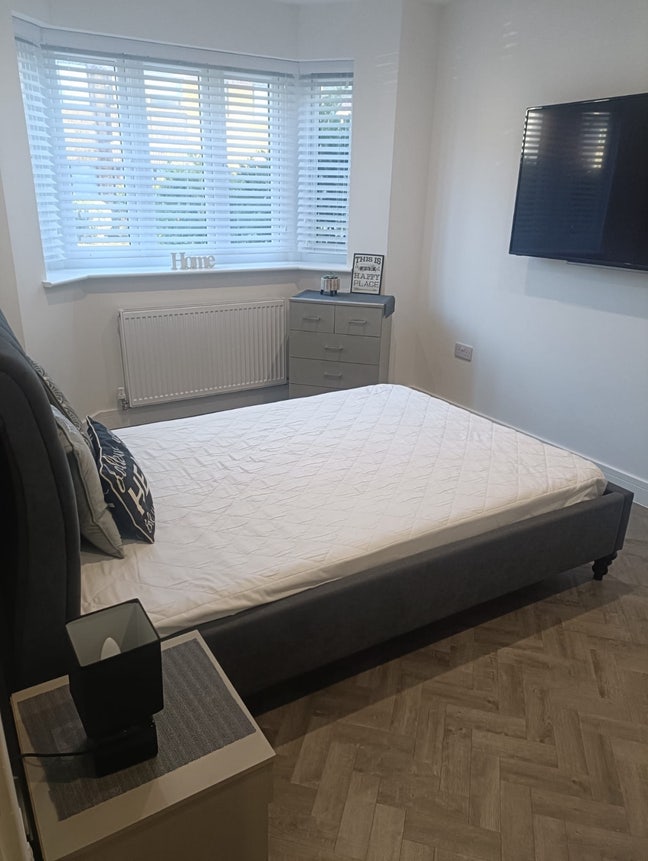 1X Double Rooms - Available Immediately  Main Photo