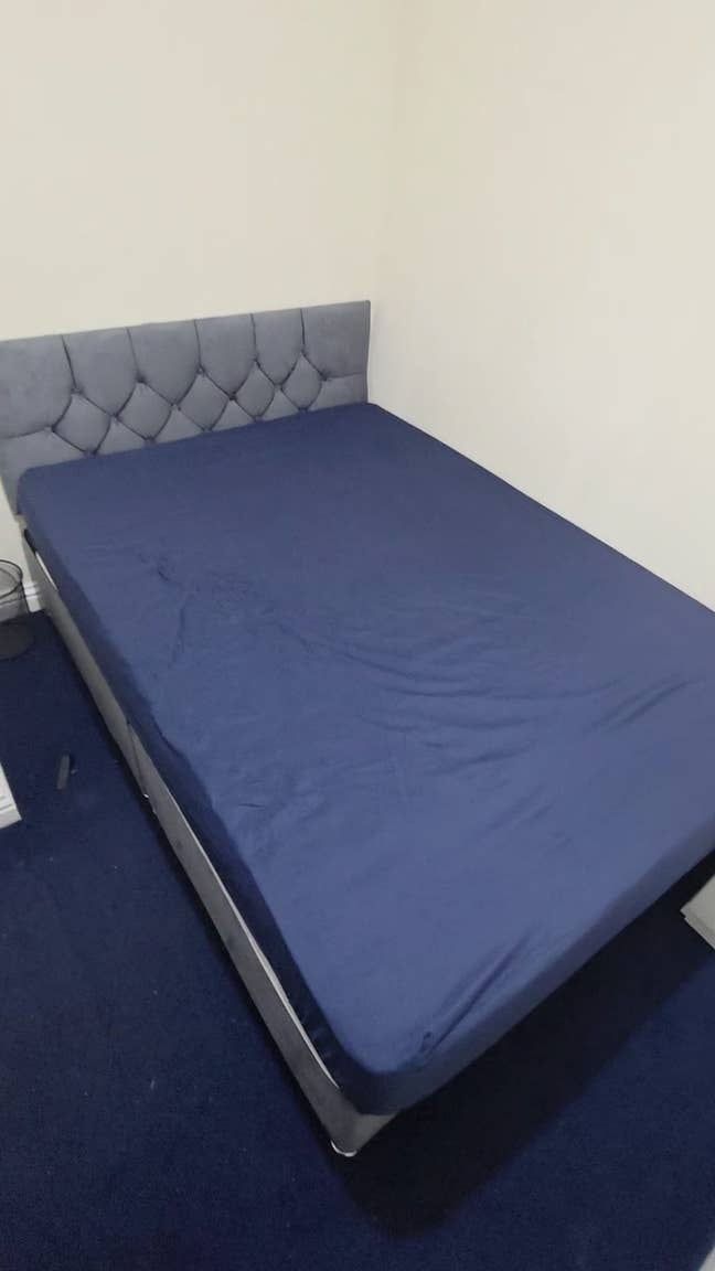 Double room is available for rent in - UB5 5TS Main Photo